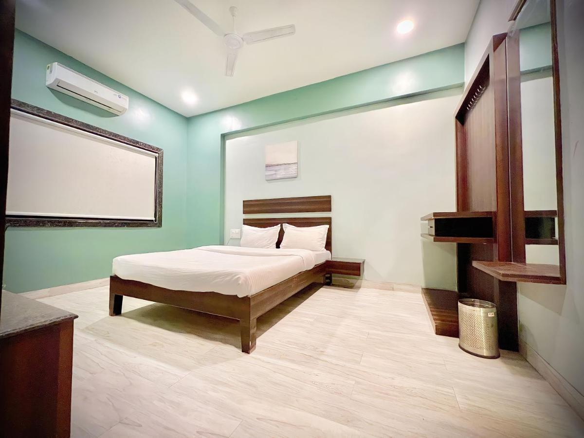 Hotel Rahul Regency, Aurangabad Exteriör bild